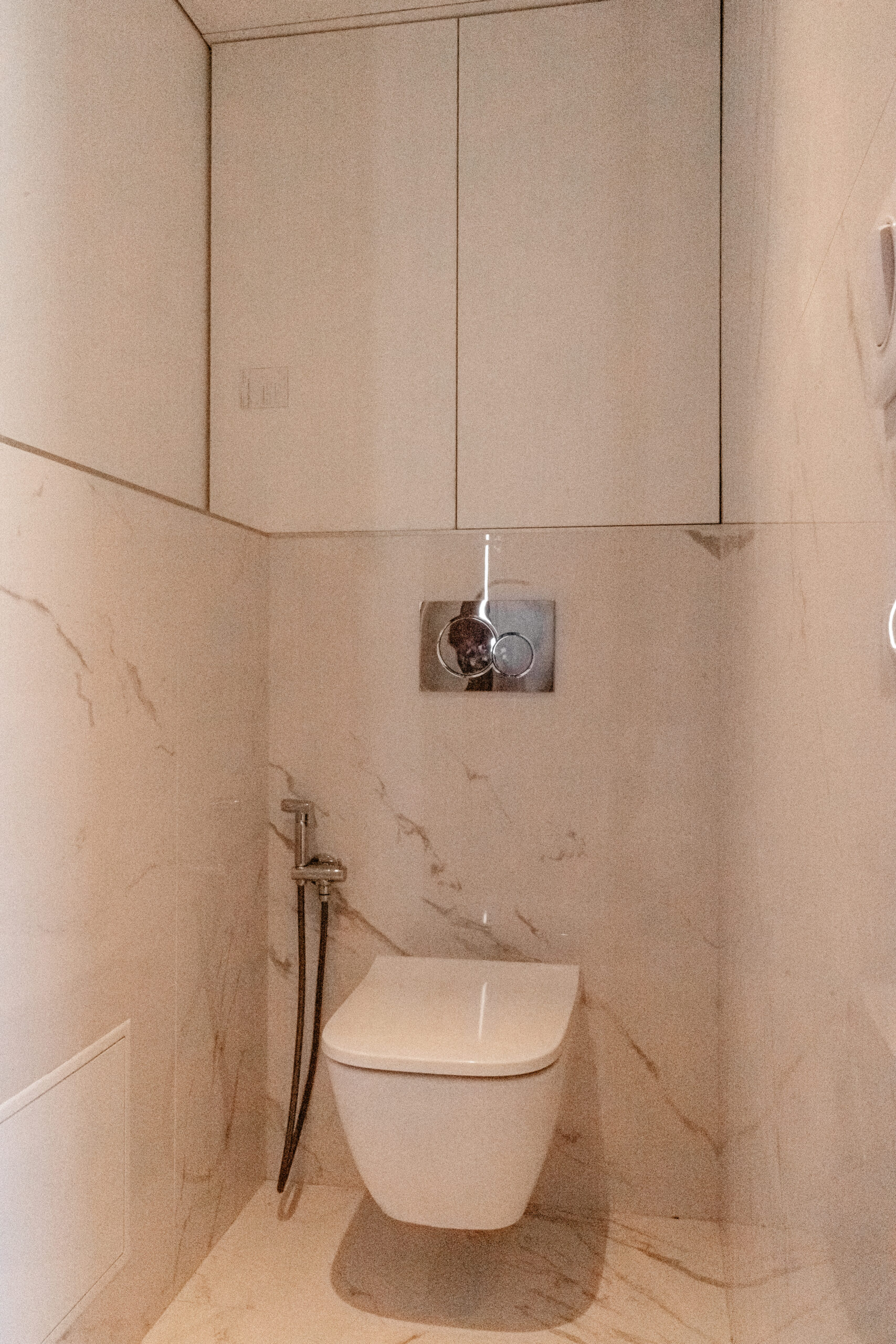 WC — avant
